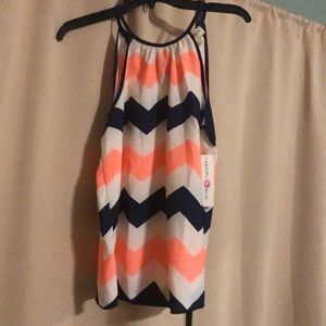 Chevron print tank